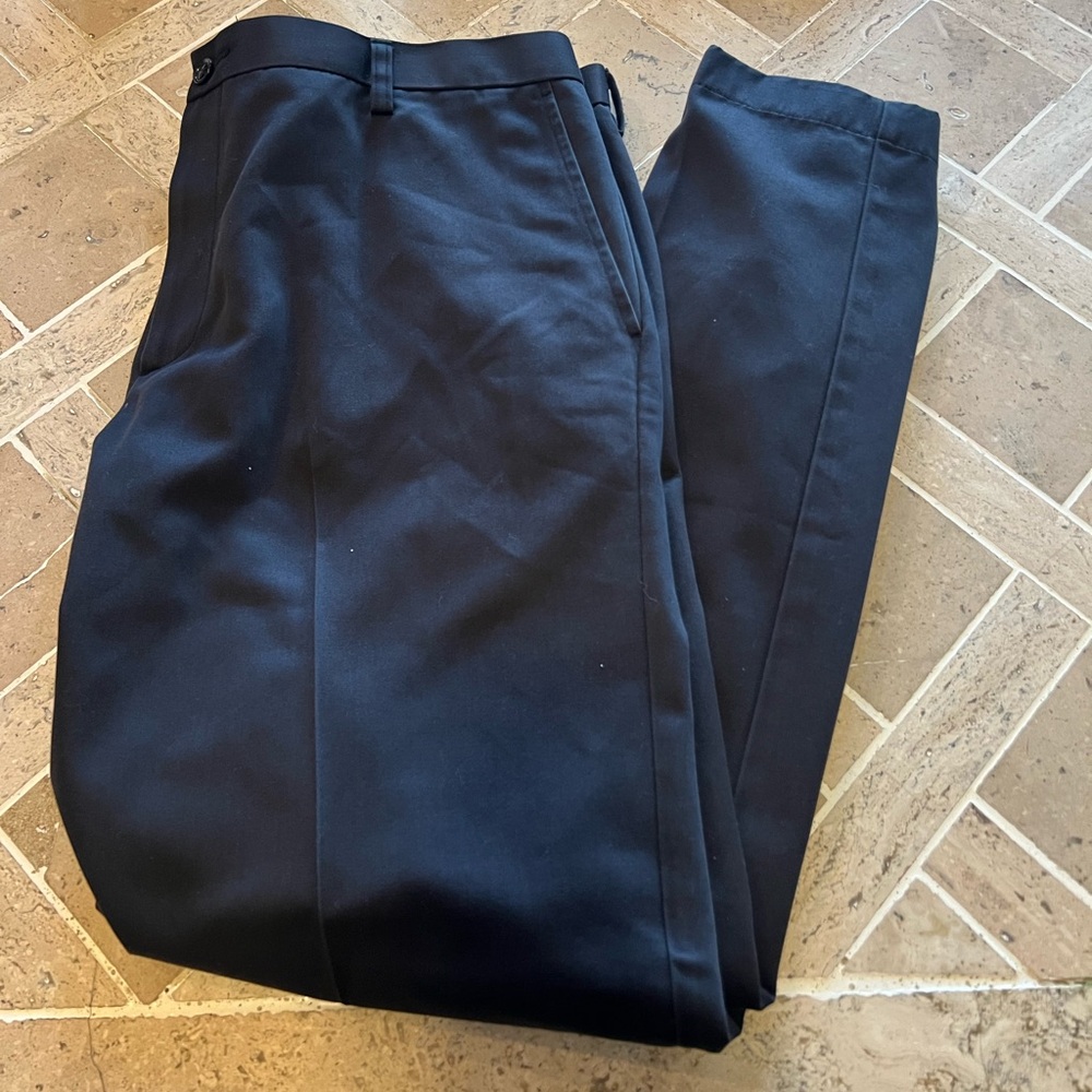 Men’s Black Dockers Size 40x32